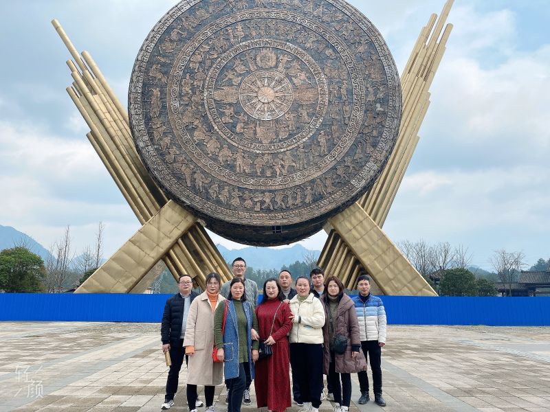 暢游大觀園，漫步天地間  ——貴州招港公司開(kāi)展婦女節(jié)游園活動(dòng)